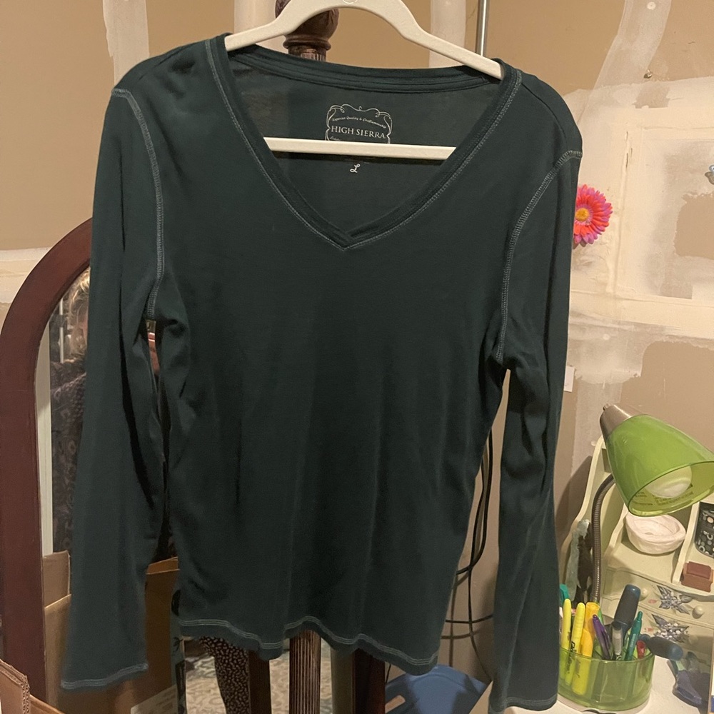 Pretty high sierra tee